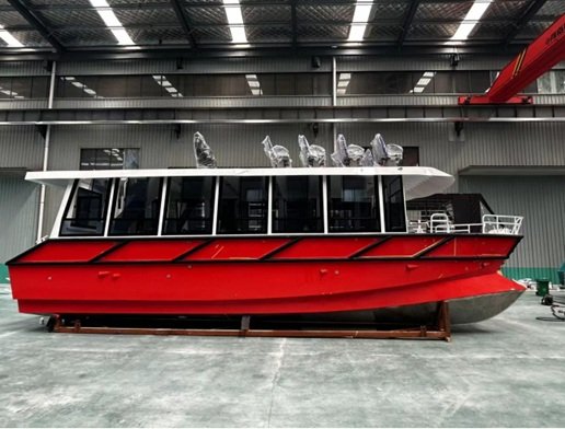WATER TAXI / PASSENGER BOAT